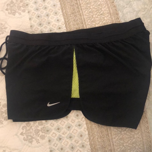 Nike Dri-fit Shorts - Picture 2 of 2